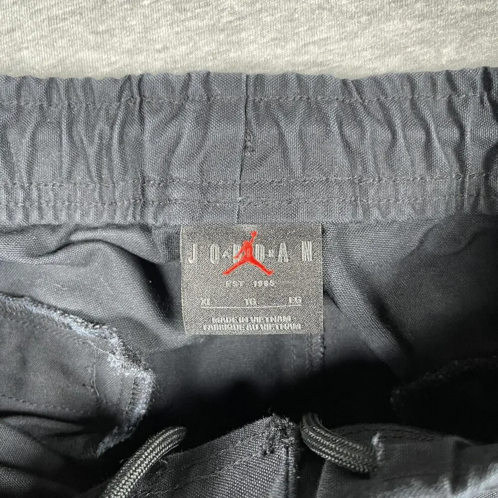Jordan Cargo Shorts Mens XL Black Cotton Pockets Elastic Waist Drawstring